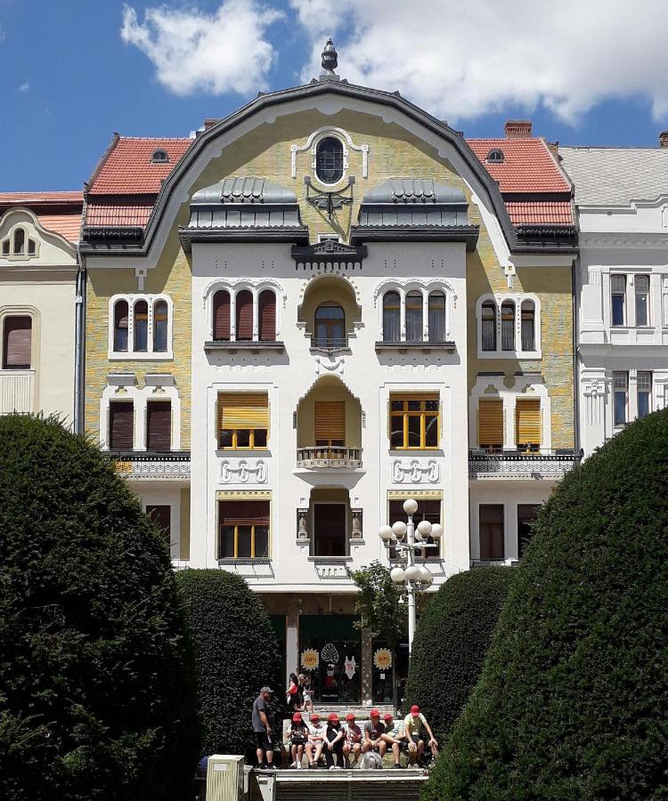 Neuhausz Suite - Ultracentral Temešvár Exteriér fotografie