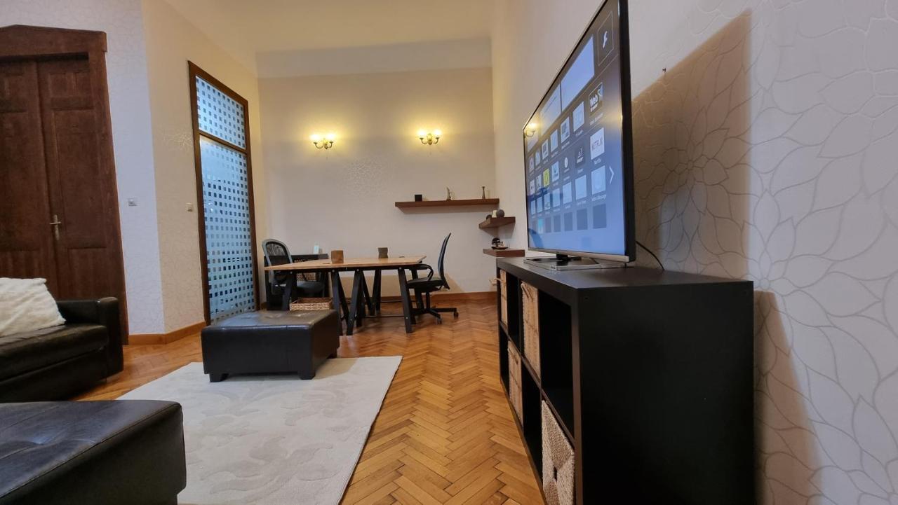 Neuhausz Suite - Ultracentral Temešvár Exteriér fotografie