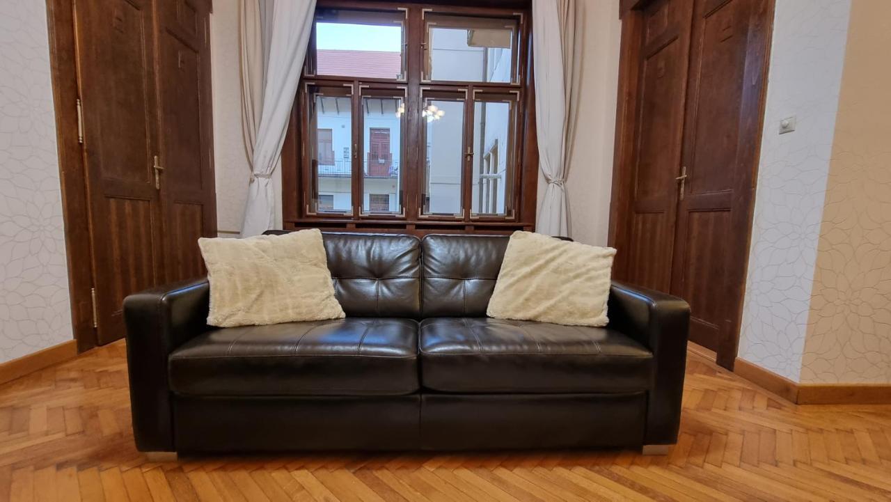 Neuhausz Suite - Ultracentral Temešvár Exteriér fotografie